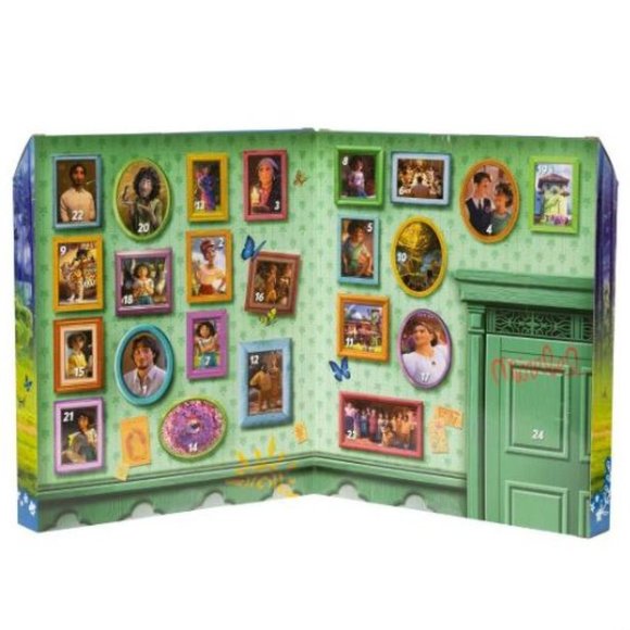 NIB Disney Encanto Madrigal Family Surprise Pack Figurines & Accessories Advent - Picture 3 of 13